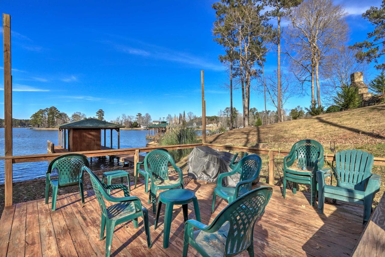 Lakefront Sparta Cottage With Decks And Boat Dock 외부 사진