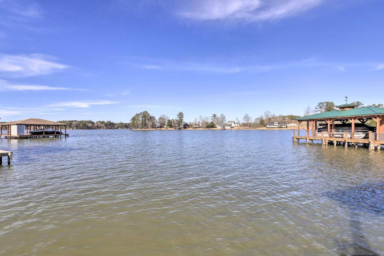 Lakefront Sparta Cottage With Decks And Boat Dock 외부 사진